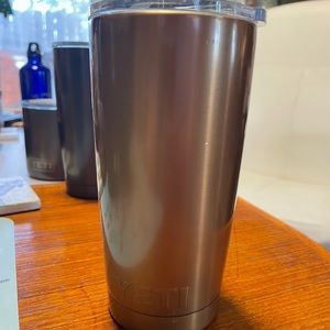 Yeti 20 oz tumbler copper